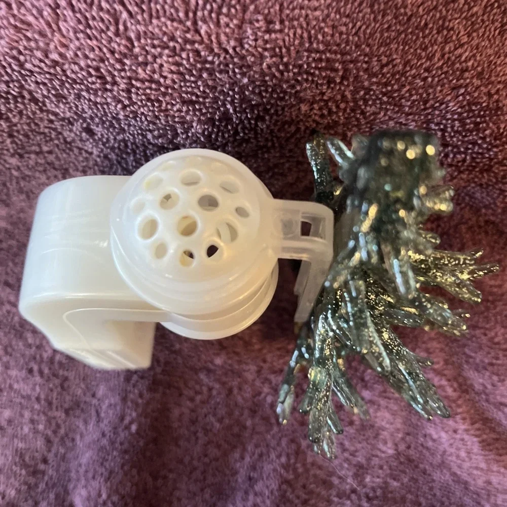 Bath & Body Works Natural Pine Tree Nightlight Wallflower Diffuser Plug-In - Picture 10 of 10